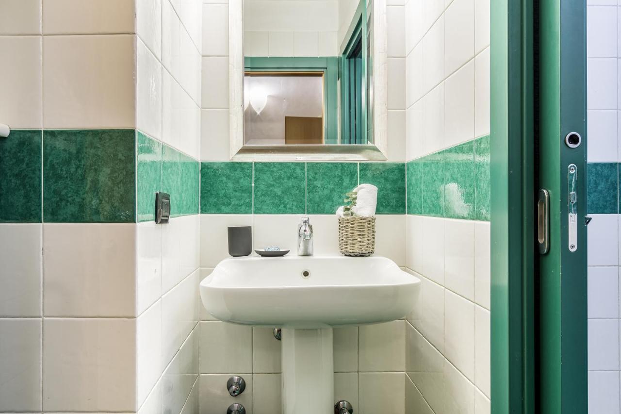 Beplace Apartments In Dateo ミラノ エクステリア 写真